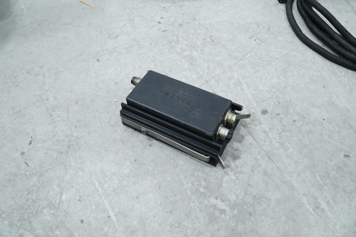 Tittel: DigPilot GNSS-2ST maskinstyringssystem med GNSS-antenner og panel-PC