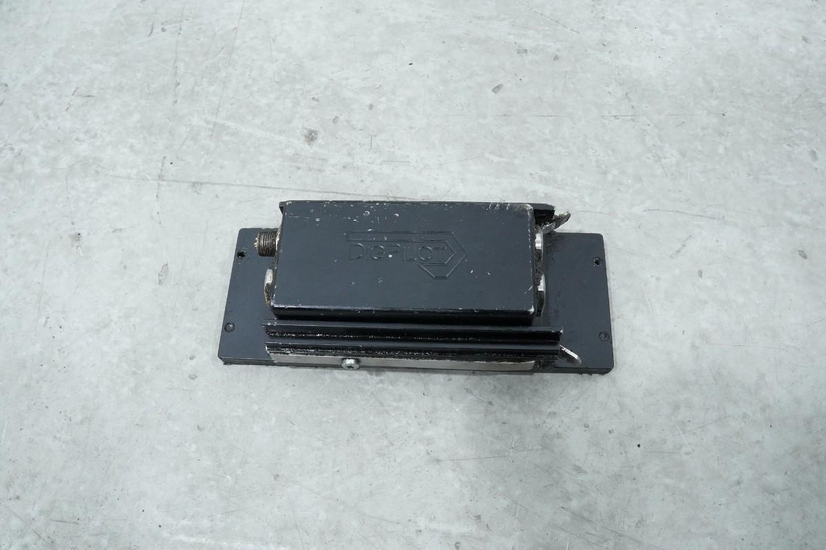 Tittel: DigPilot GNSS-2ST maskinstyringssystem med GNSS-antenner og panel-PC