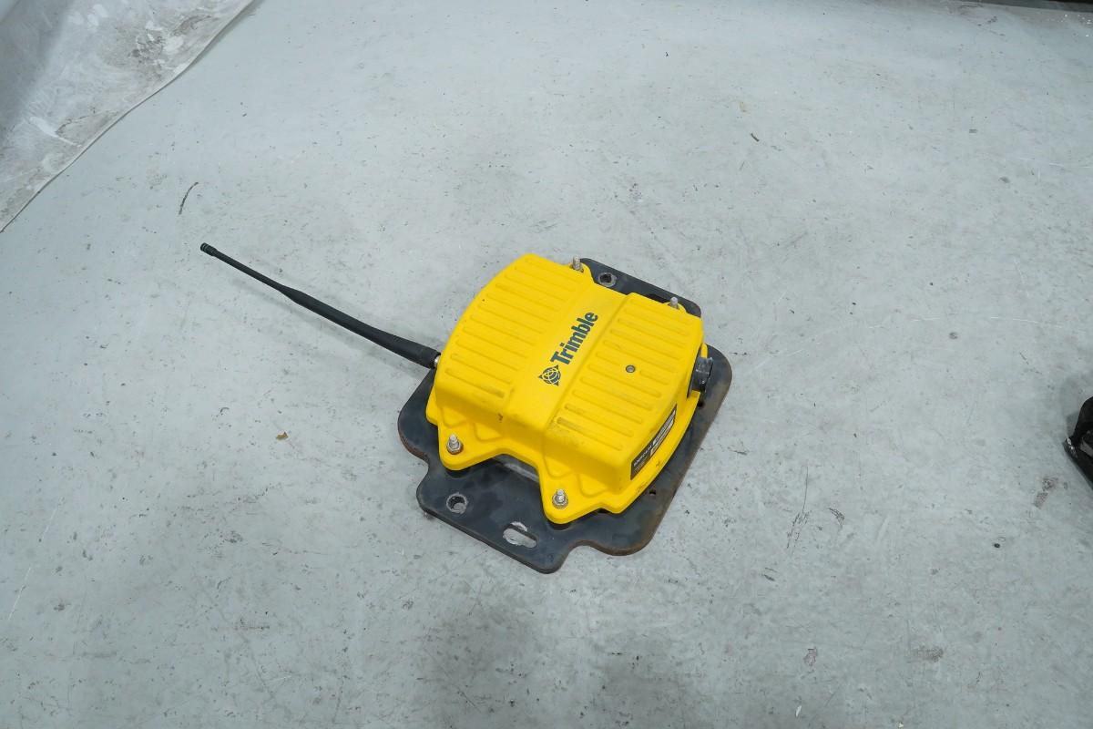 DigiPilot GNSS-system med Trimble SNR2434, GNSS-antenner og kabler