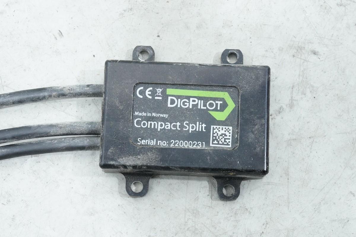 DigPilot GNSS maskinstyringsutstyr med Septentrio antenner og Teltonika RUT240