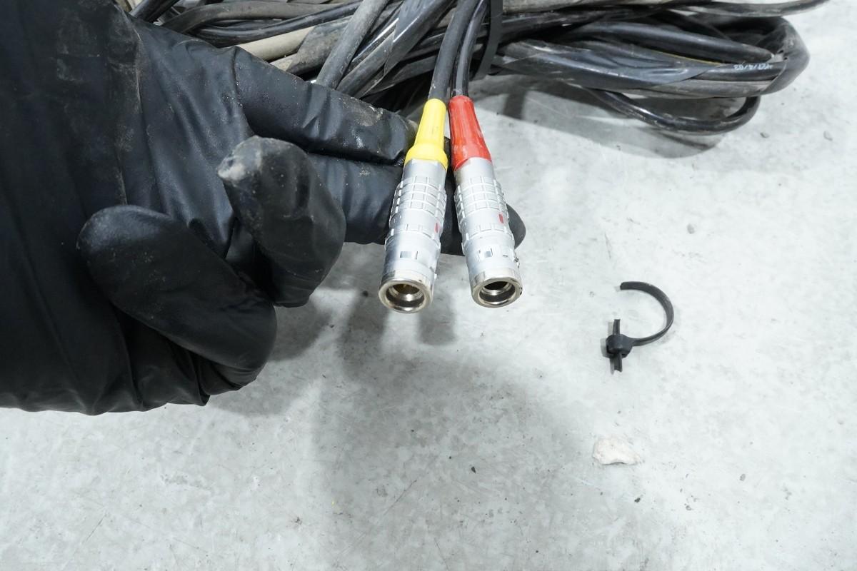 DigPilot GNSS maskinstyringsutstyr med Septentrio antenner og Teltonika RUT240