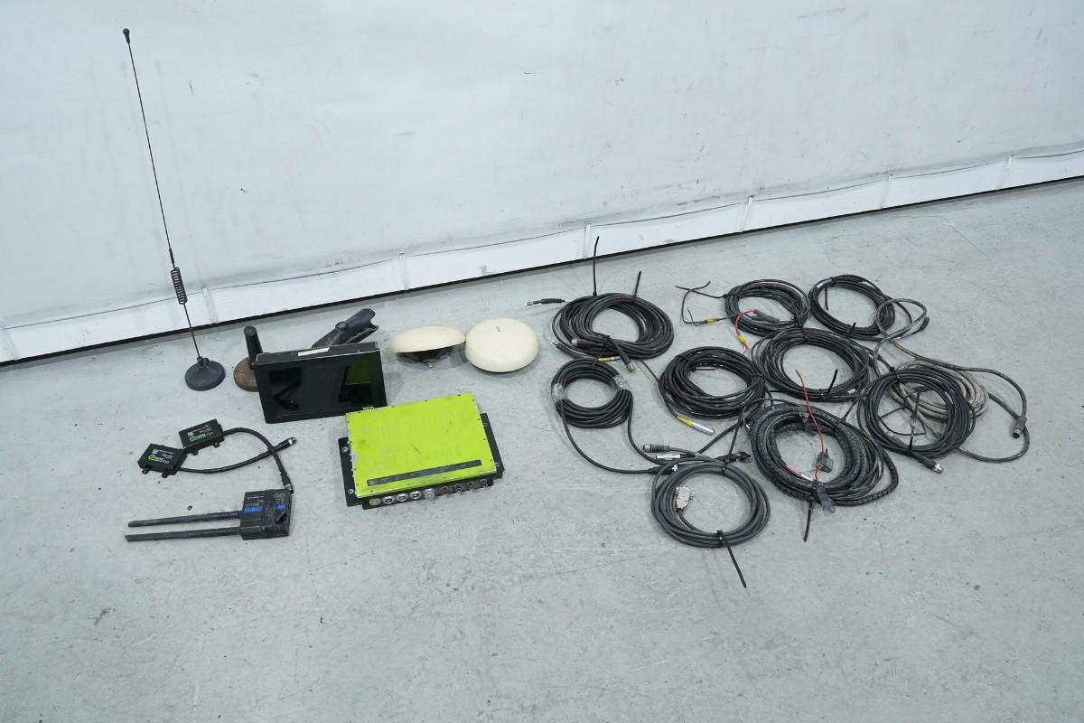 DigPilot GNSS-2ST 3D maskinstyringssystem med GNSS-antenner