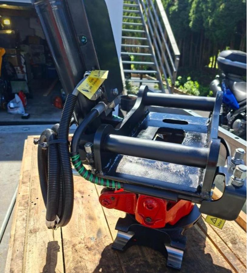 Ubrukt Rototilt R1 – S40/S40 – 4-slangers oljestyrt tilt – 2021-modell