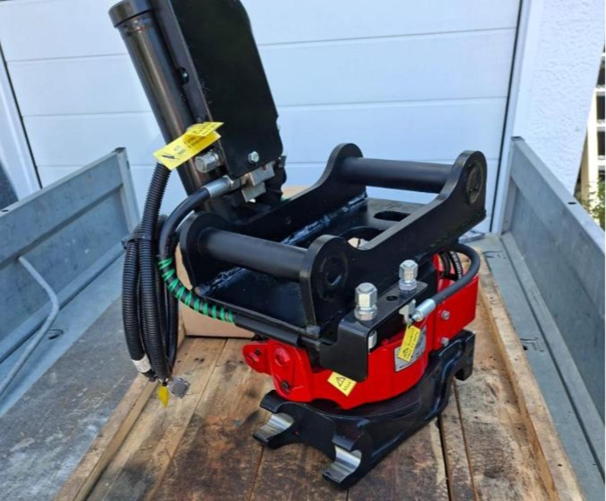 Ubrukt Rototilt R1 – S40/S40 – 4-slangers oljestyrt tilt – 2021-modell
