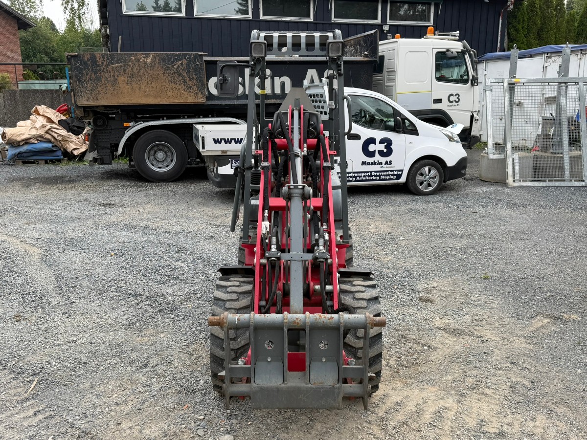 2019 Weidemann 1140 Kompaktlaster med skuffe, pallegafler og asfaltskuffe