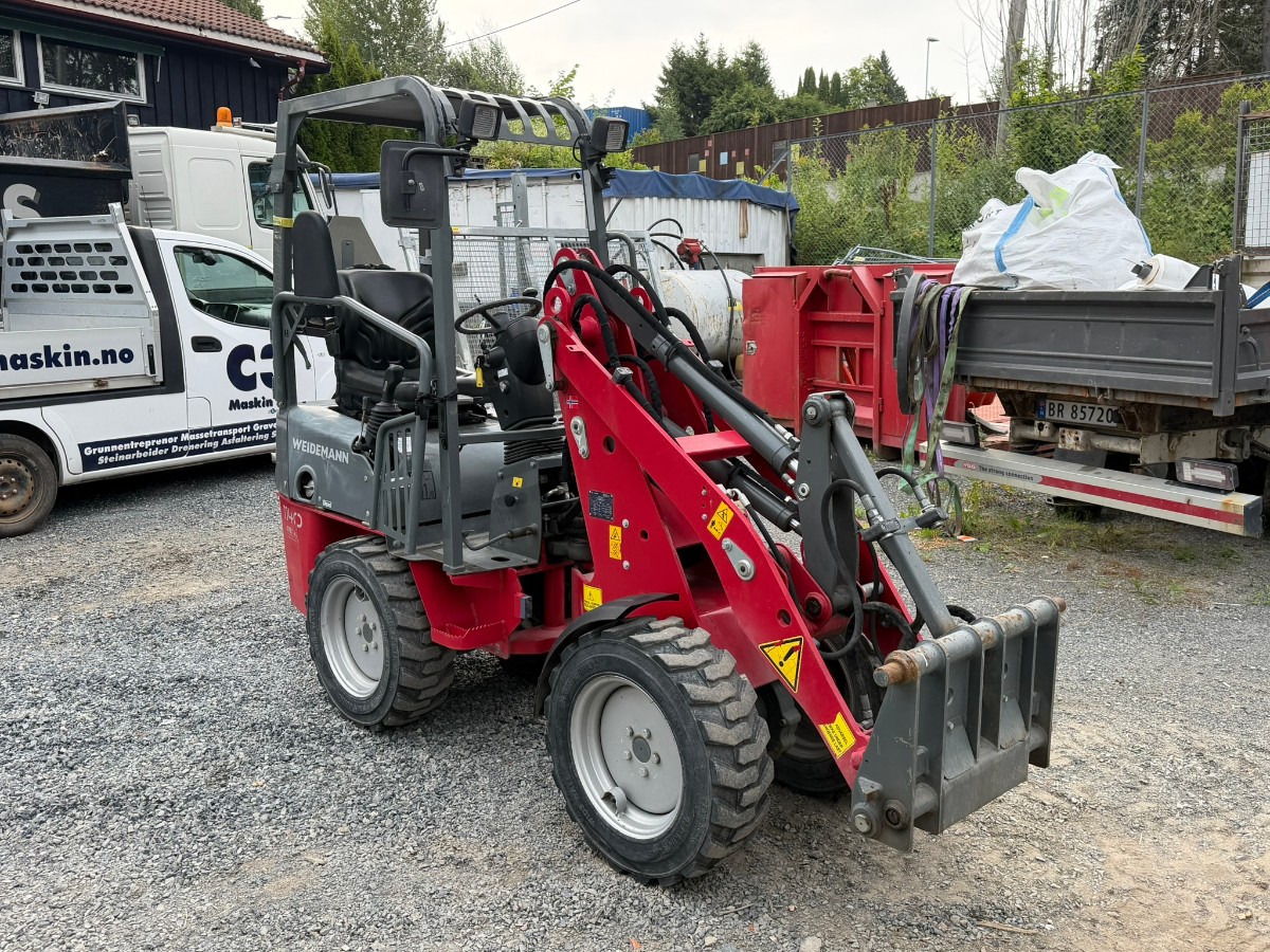 2019 Weidemann 1140 Kompaktlaster med skuffe, pallegafler og asfaltskuffe