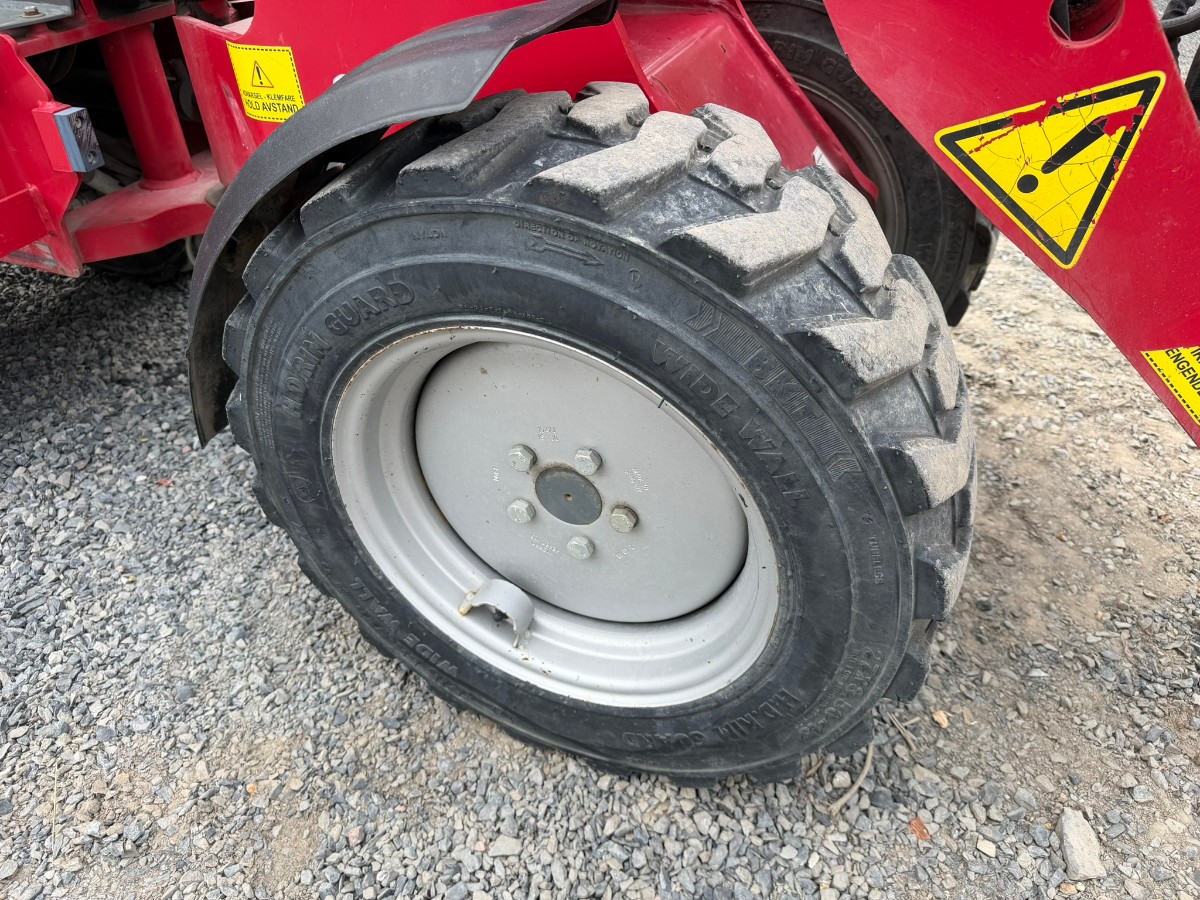 2019 Weidemann 1140 Kompaktlaster med skuffe, pallegafler og asfaltskuffe