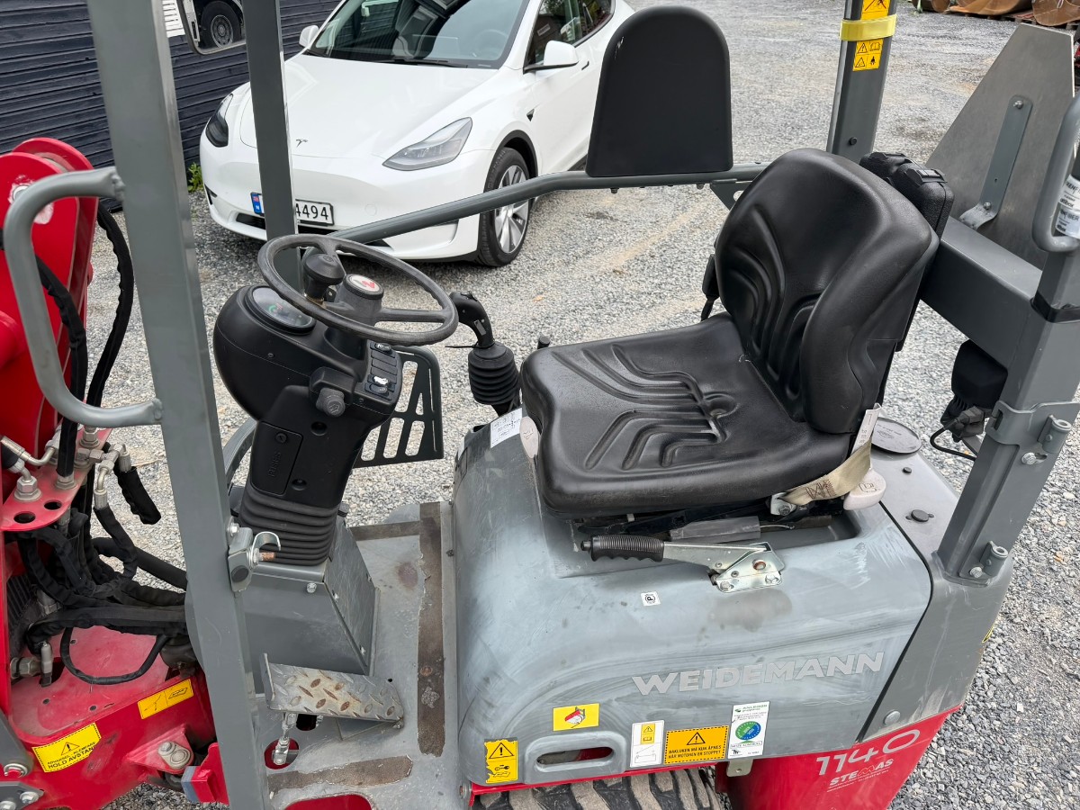 2019 Weidemann 1140 Kompaktlaster med skuffe, pallegafler og asfaltskuffe