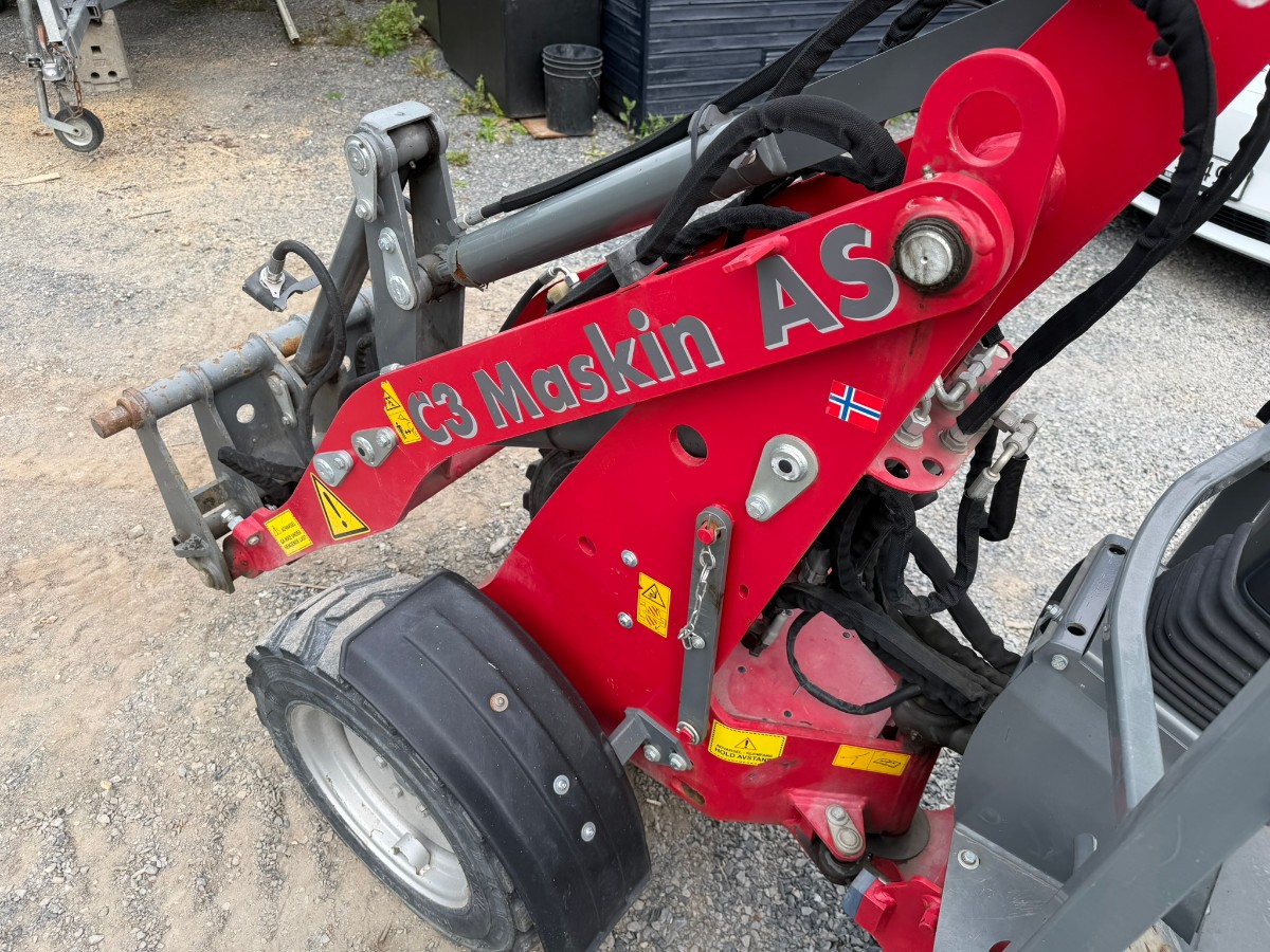 2019 Weidemann 1140 Kompaktlaster med skuffe, pallegafler og asfaltskuffe
