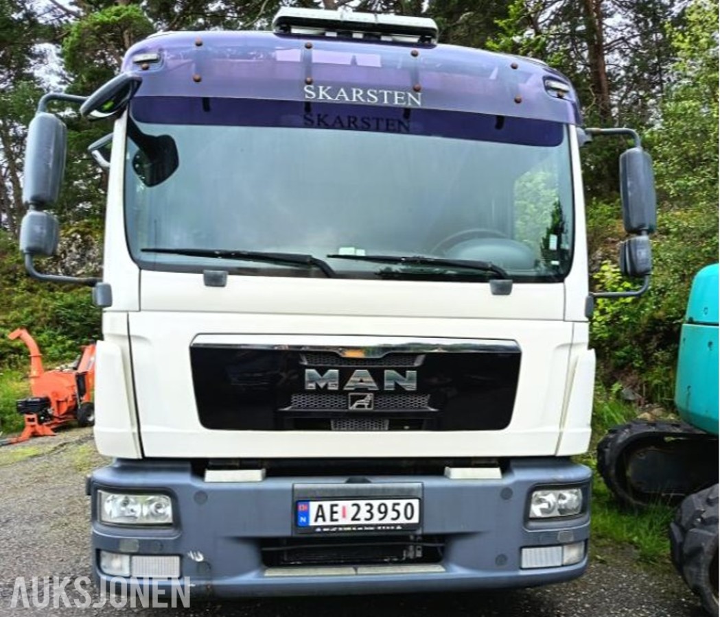 2009 MAN TGL med lift