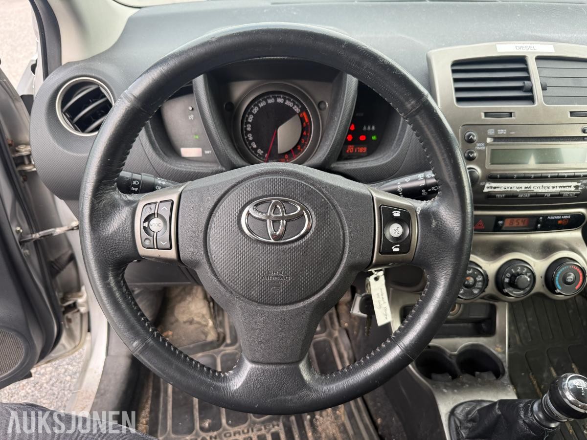 2010 Toyota URBAN CRUISER 1.4-90 D 4WD, 201789km.