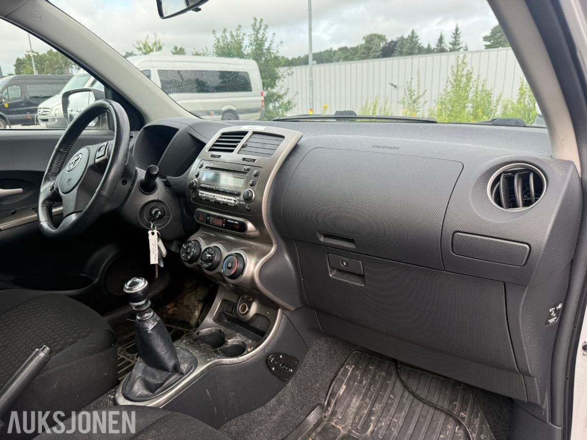 2010 Toyota URBAN CRUISER 1.4-90 D 4WD, 201789km.