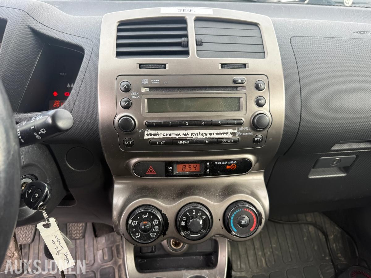 2010 Toyota URBAN CRUISER 1.4-90 D 4WD, 201789km.