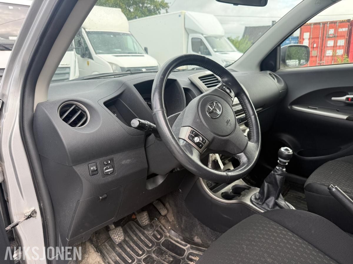 2010 Toyota URBAN CRUISER 1.4-90 D 4WD, 201789km.