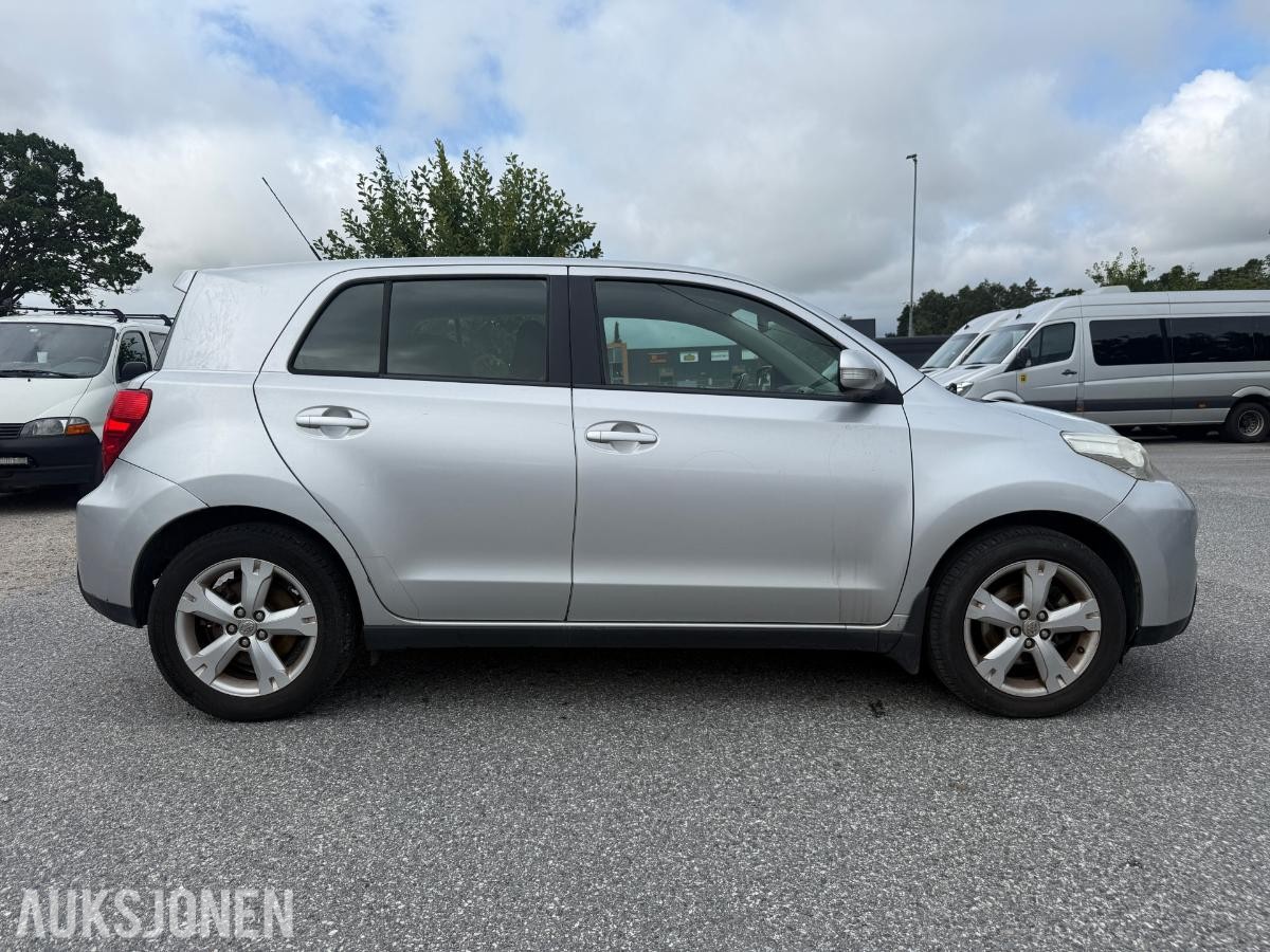 2010 Toyota URBAN CRUISER 1.4-90 D 4WD, 201789km.