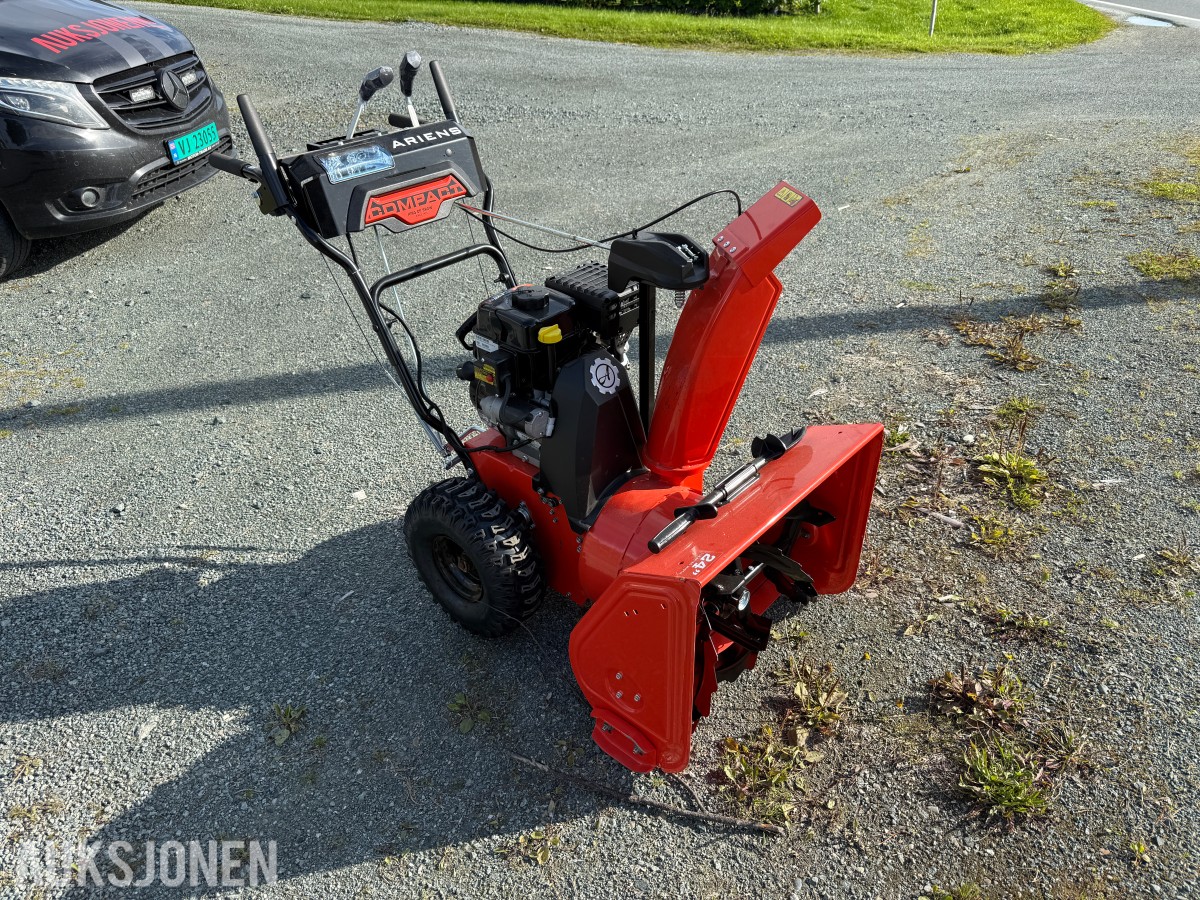 2024 Ariens Compact snøfres lite brukt!