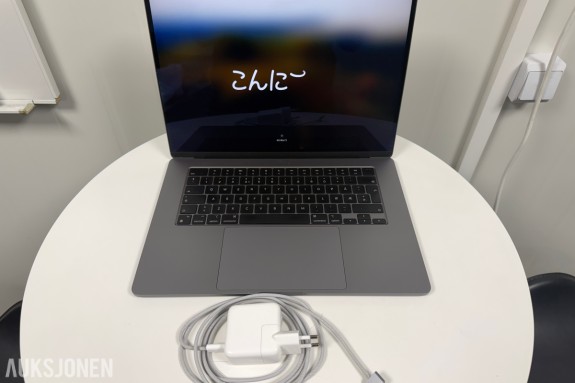 2023 Apple MacBook Air M2 A2941 15,3 tommer med MagSafe-lader