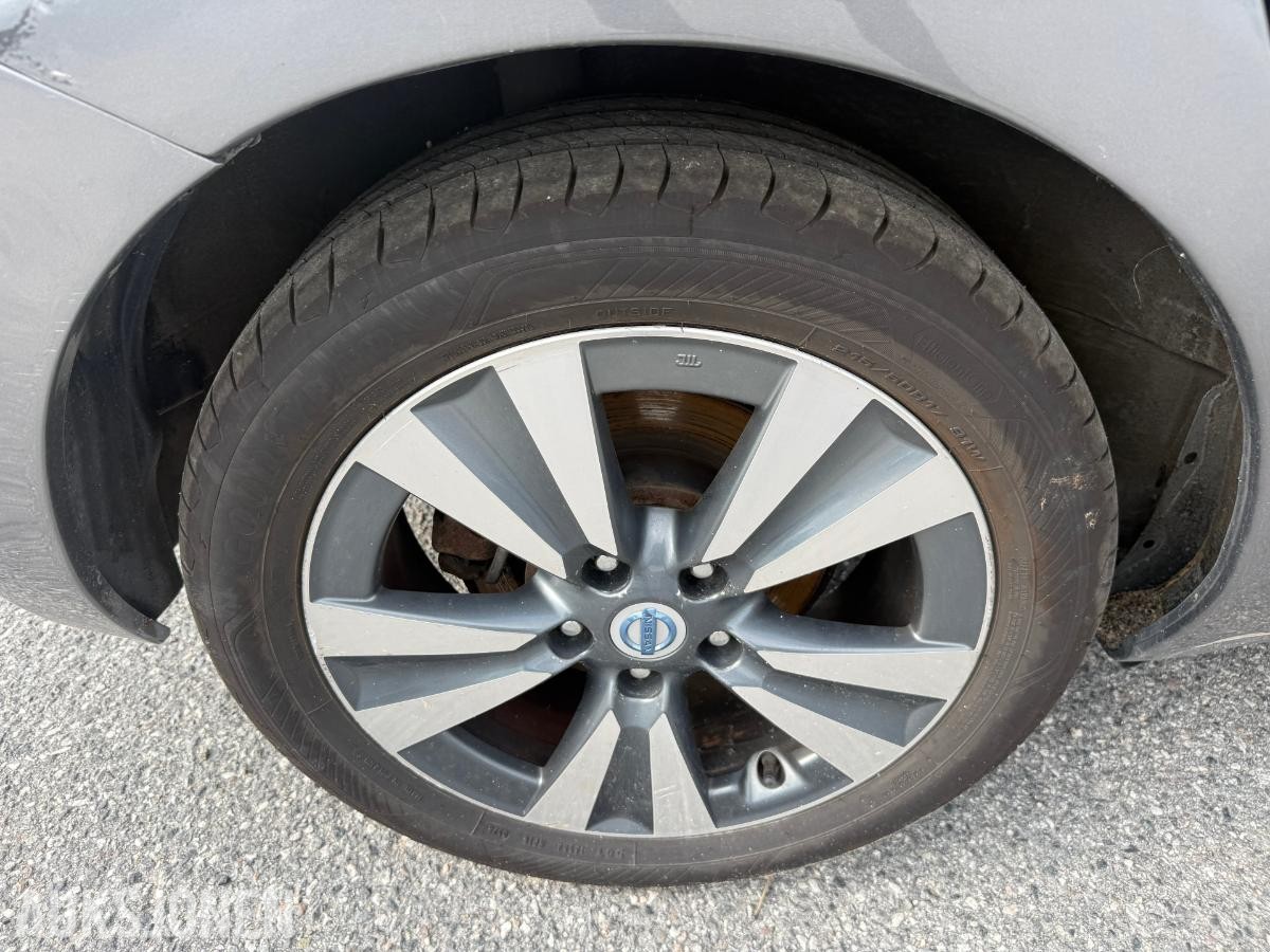 2014 Nissan LEAF 0KW, 115257km.
