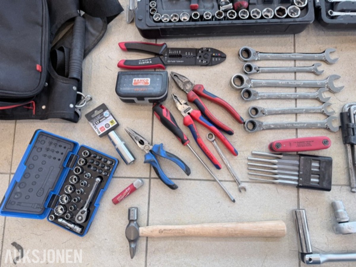 Verktøypakke med Hilti, Biltema og diverse håndverktøy