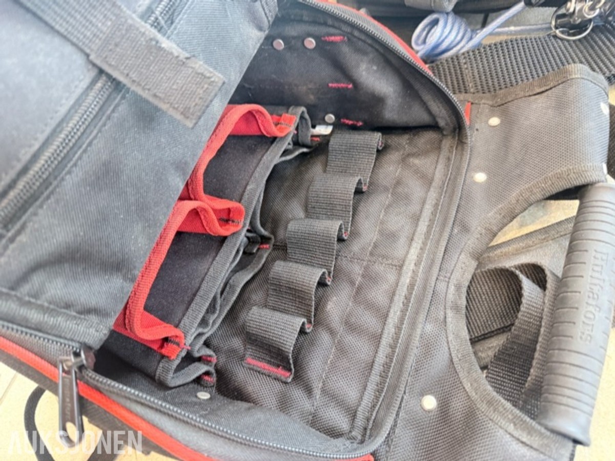 Verktøypakke med Hilti, Biltema og diverse håndverktøy