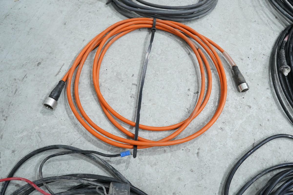DigiPilot GNSS-2ST maskinstyringssystem med doble GNSS-antenner