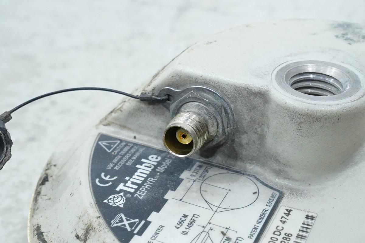 Trimble Zephyr Model 2 GNSS-antenne med landmålingsstang og tilbehør