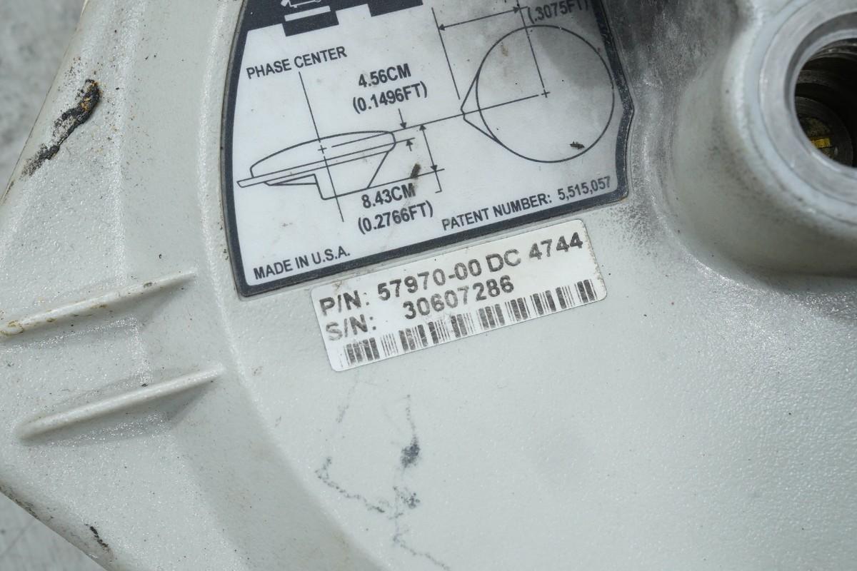 Trimble Zephyr Model 2 GNSS-antenne med landmålingsstang og tilbehør