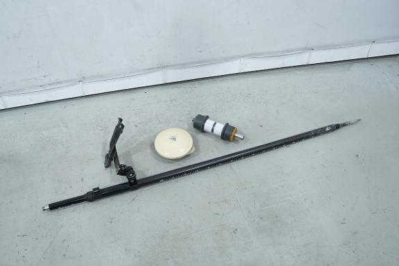 Trimble Zephyr Model 2 GNSS-antenne med landmålingsstang og tilbehør