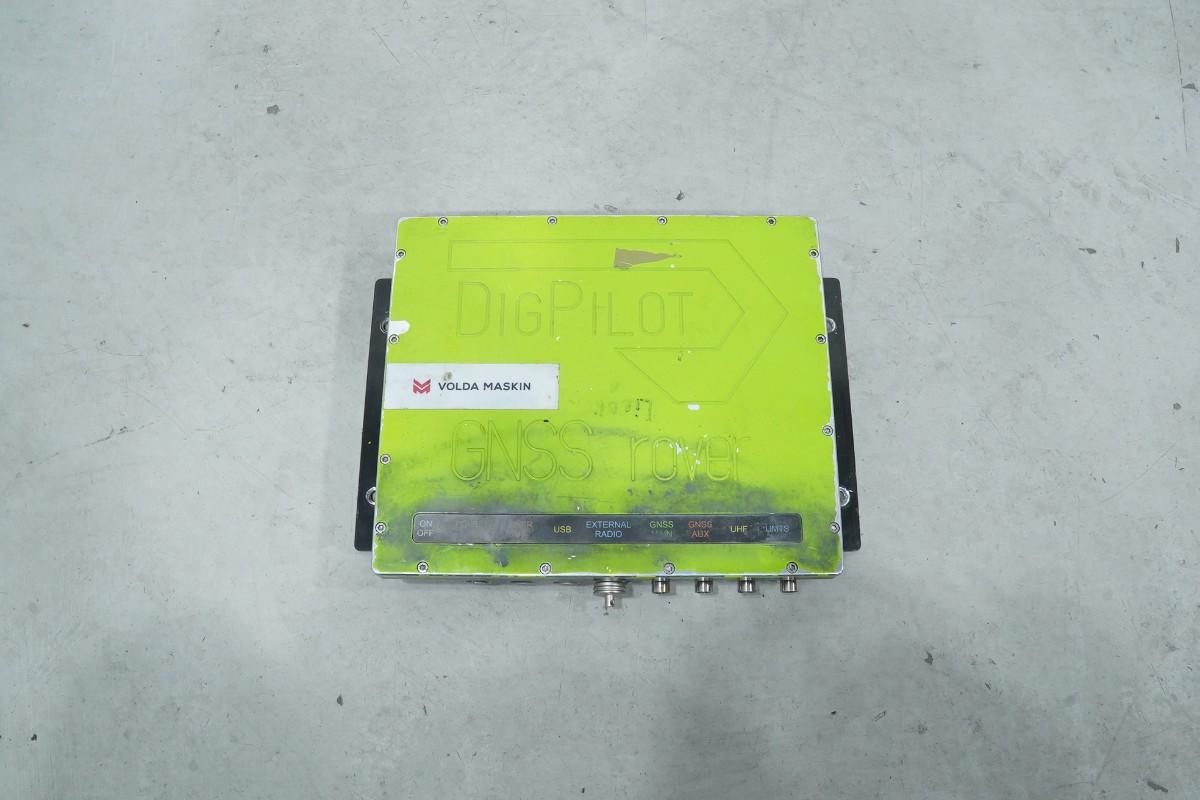 DigPilot GNSS-1ST maskinstyringssystem med 3 Septentrio GNSS-antenner