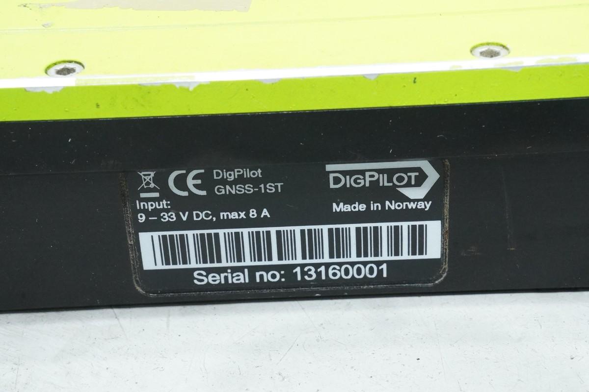 DigPilot GNSS-1ST maskinstyringssystem med 3 Septentrio GNSS-antenner