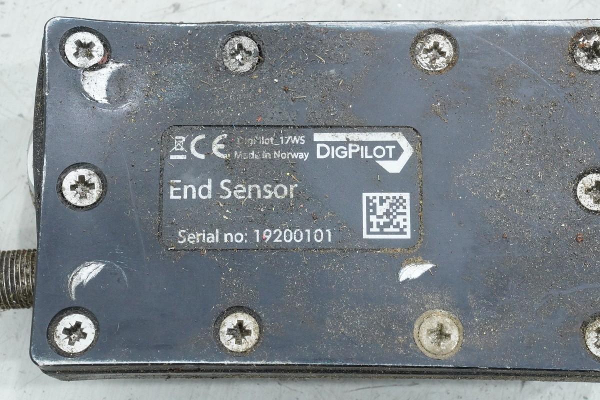 DigPilot GNSS-1ST maskinstyringssystem med 3 Septentrio GNSS-antenner