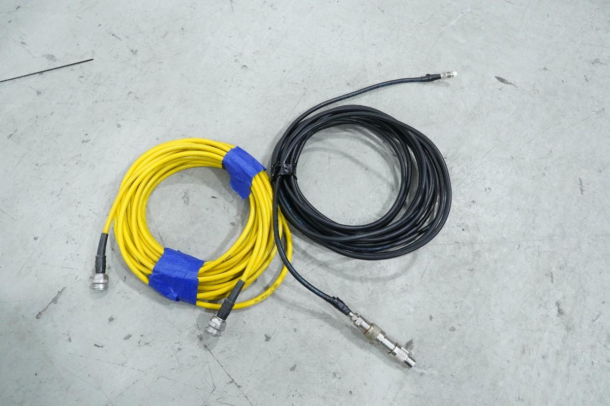 Intuicom RTK Bridge-C3 GNSS/RTK kommunikasjonsutstyr med NovAtel antenne