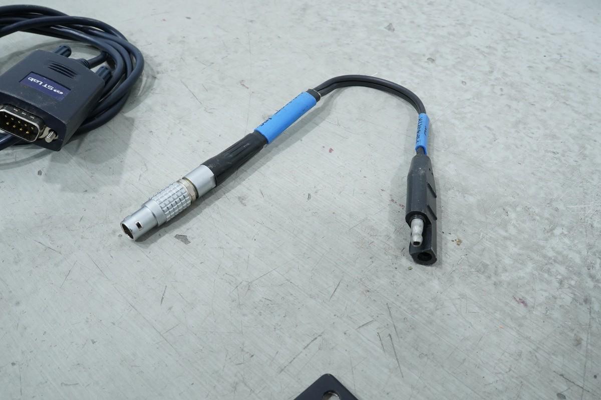 Intuicom RTK Bridge-C3 GNSS/RTK kommunikasjonsutstyr med NovAtel antenne