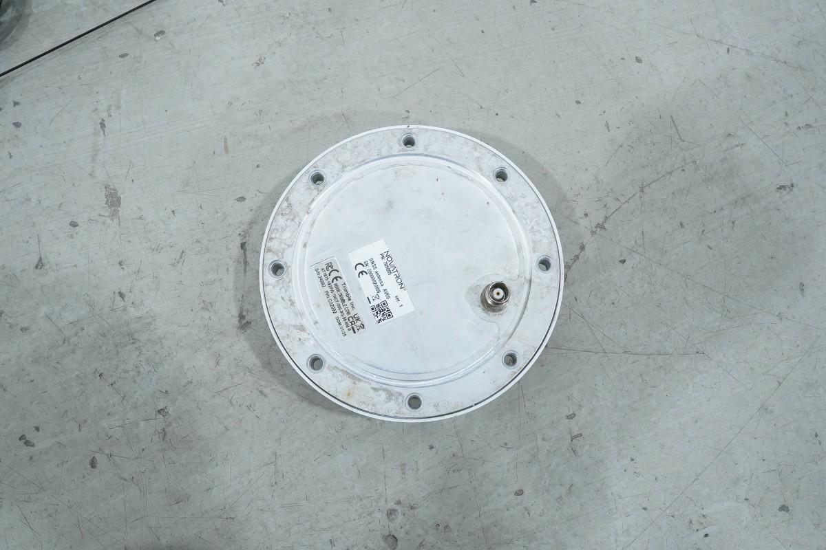 Intuicom RTK Bridge-C3 GNSS/RTK kommunikasjonsutstyr med NovAtel antenne