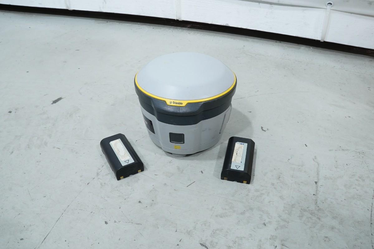Trimble R10 og R2 GNSS-mottakere med TSC3 feltkontroller