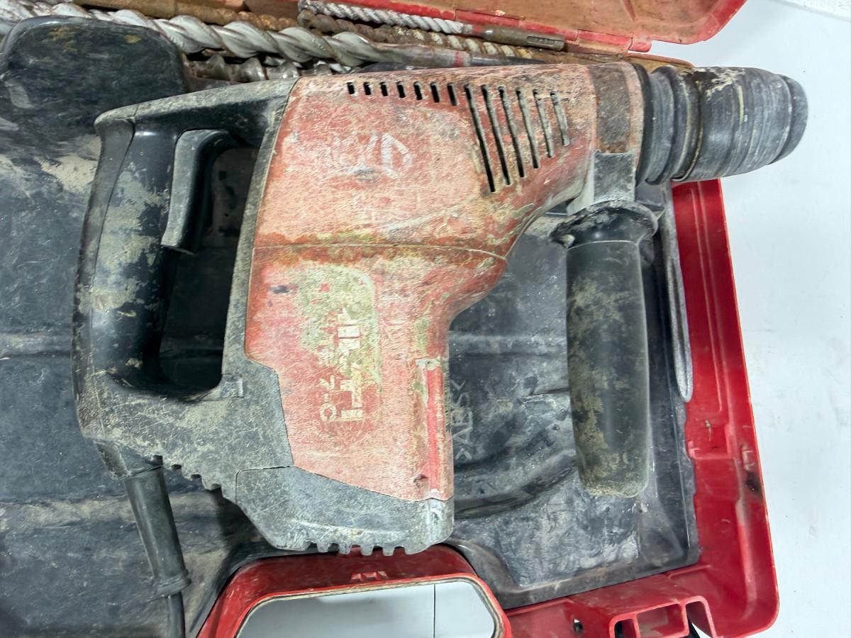 Parti Hilti elektroverktøy og festeverktøy med tilbehør