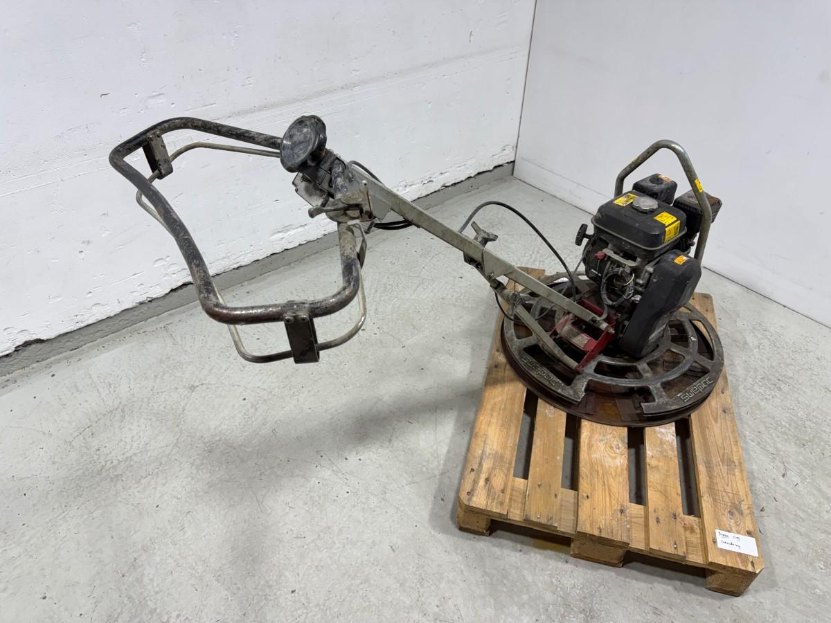 Swepac TR 750 betongglatter med Honda GX200 bensinmotor