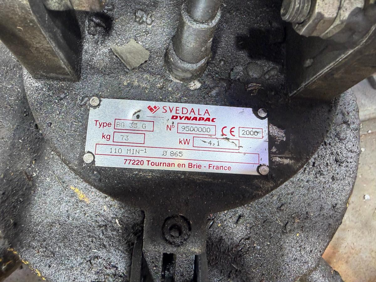 Svedala Dynapac BG 33 G glattemaskin med Honda GXV160