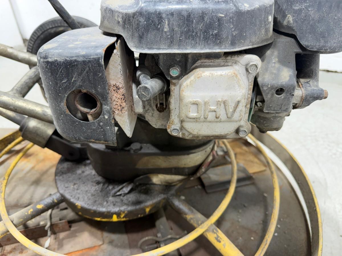 Svedala Dynapac BG 33 G glattemaskin med Honda GXV160