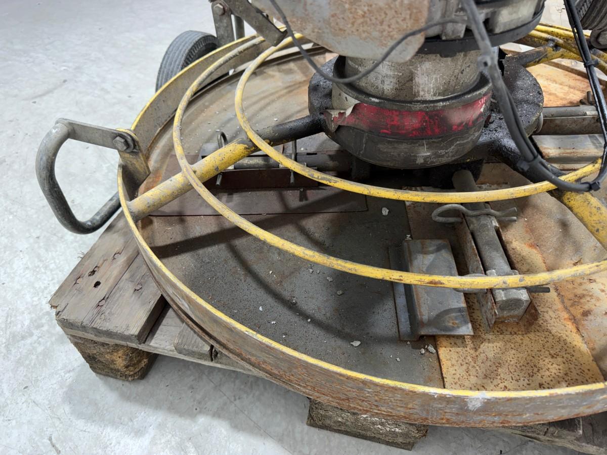 Svedala Dynapac BG 33 G glattemaskin med Honda GXV160