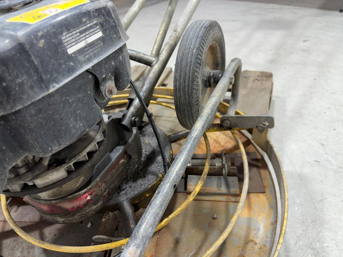 Svedala Dynapac BG 33 G glattemaskin med Honda GXV160