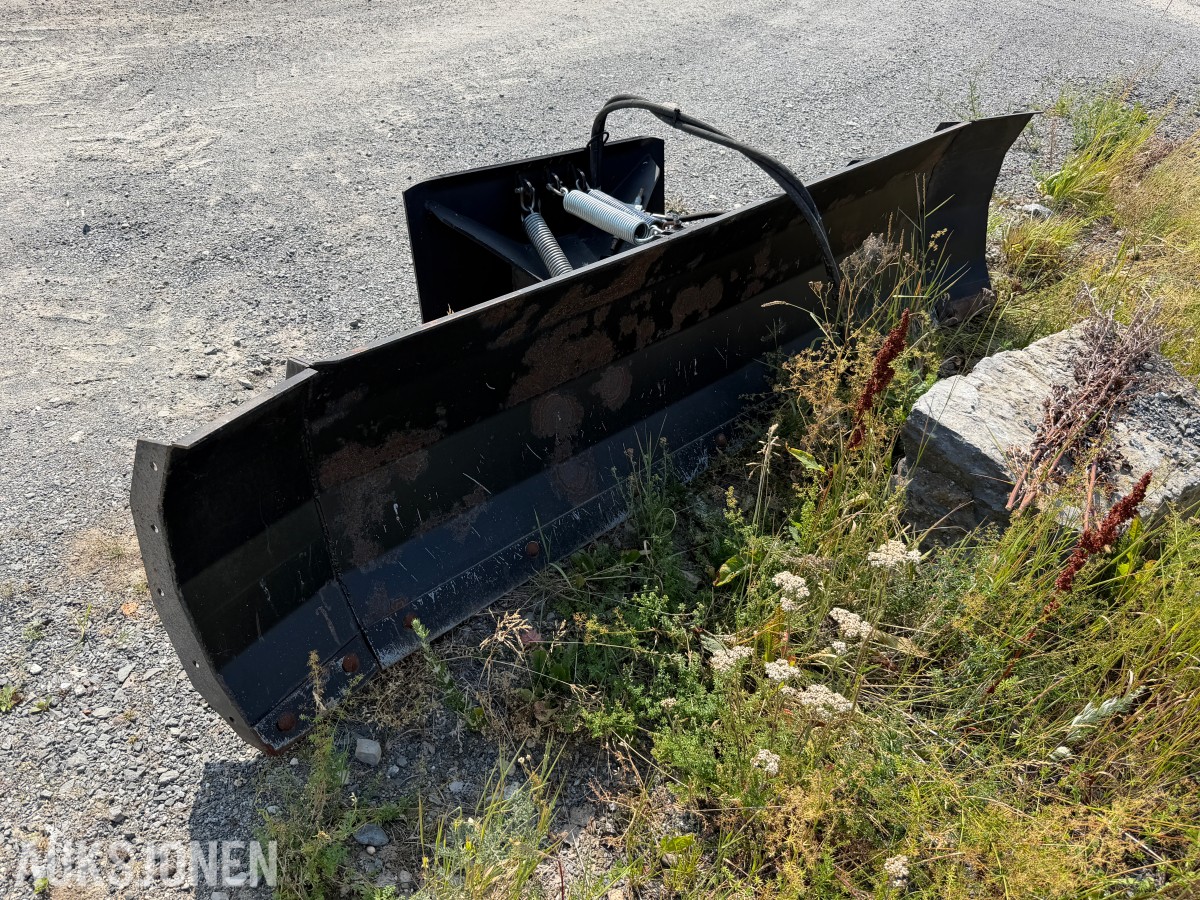 Kellfri SP250T Skjær / Snøplog – 250 cm – Hydraulisk diagonalplog