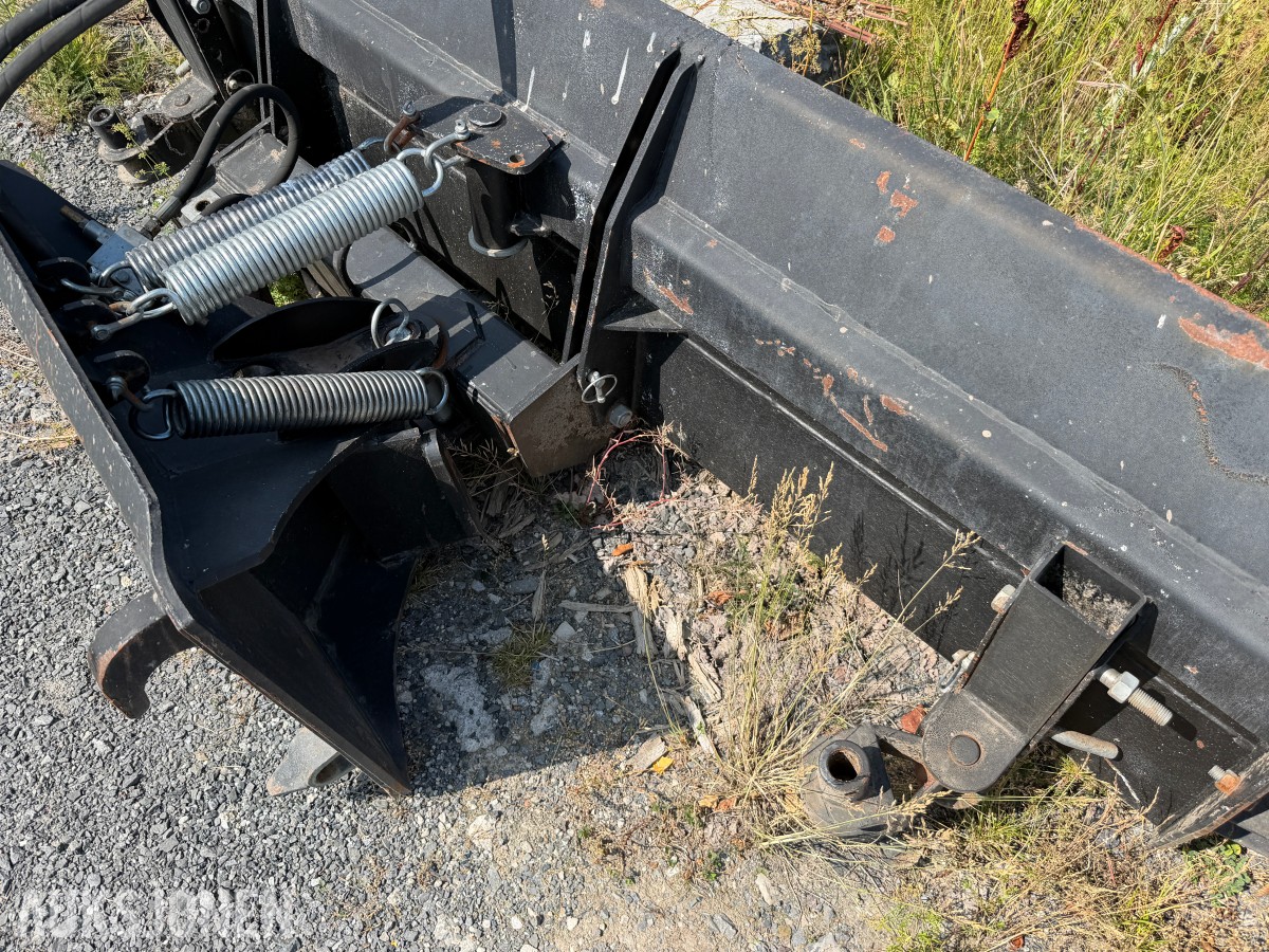 Kellfri SP250T Skjær / Snøplog – 250 cm – Hydraulisk diagonalplog