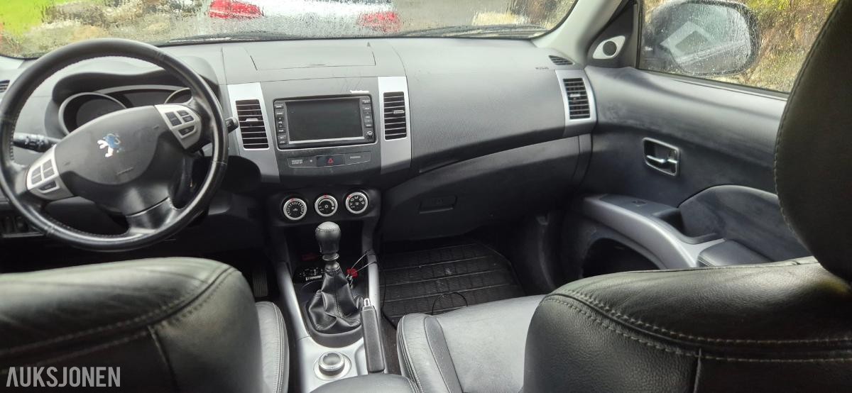 2007 Peugeot 4007 2.2 156hk 4X4 ryggekamera skinnseter 7 seter hengerfeste