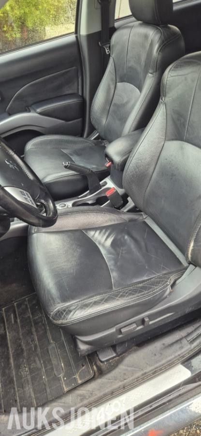 2007 Peugeot 4007 2.2 156hk 4X4 ryggekamera skinnseter 7 seter hengerfeste