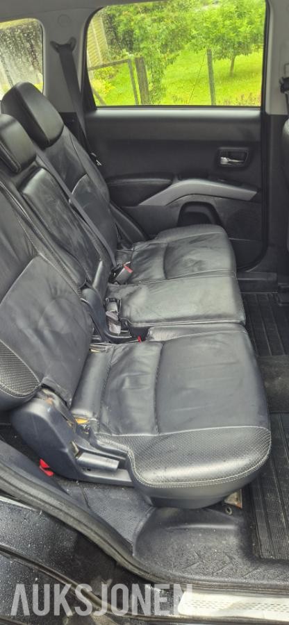 2007 Peugeot 4007 2.2 156hk 4X4 ryggekamera skinnseter 7 seter hengerfeste