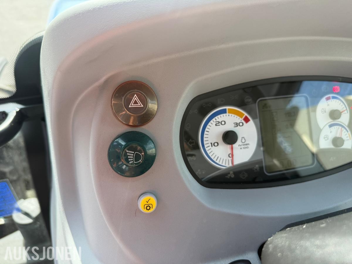 2023 New Holland TD5.85 TRAKTOR VELHOLDT LITE TIMER(118)