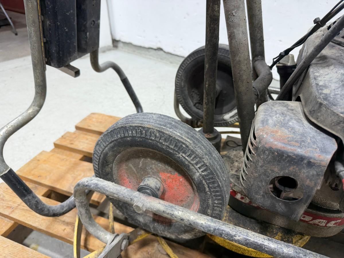 Svedala Dynapac BG39 betongglatter med Honda bensinmotor