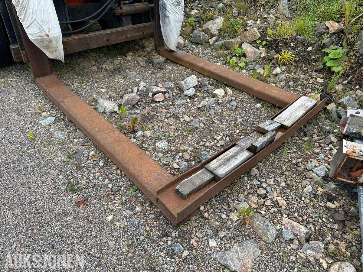 1982 Kalmar LMV 8-600 Gaffeltruck | 8 tonn | Lange gafler