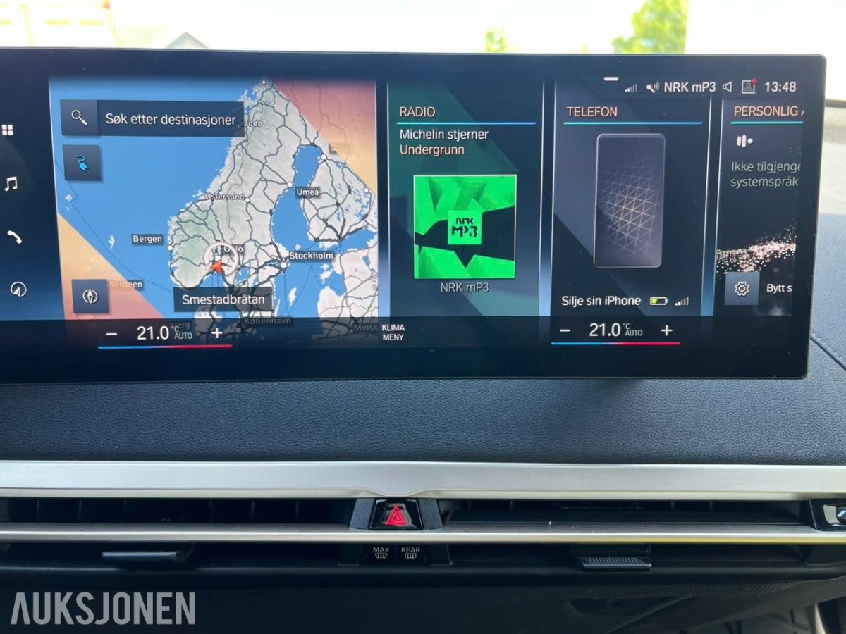 2023 BMW iX xDrive 40 HENGERFESTE HEAD-UP KAMERA SERVICEAVTALE
